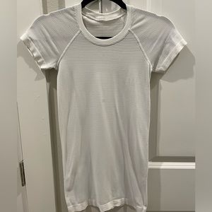 Lululemon Swiftly Tech Short Sleeve